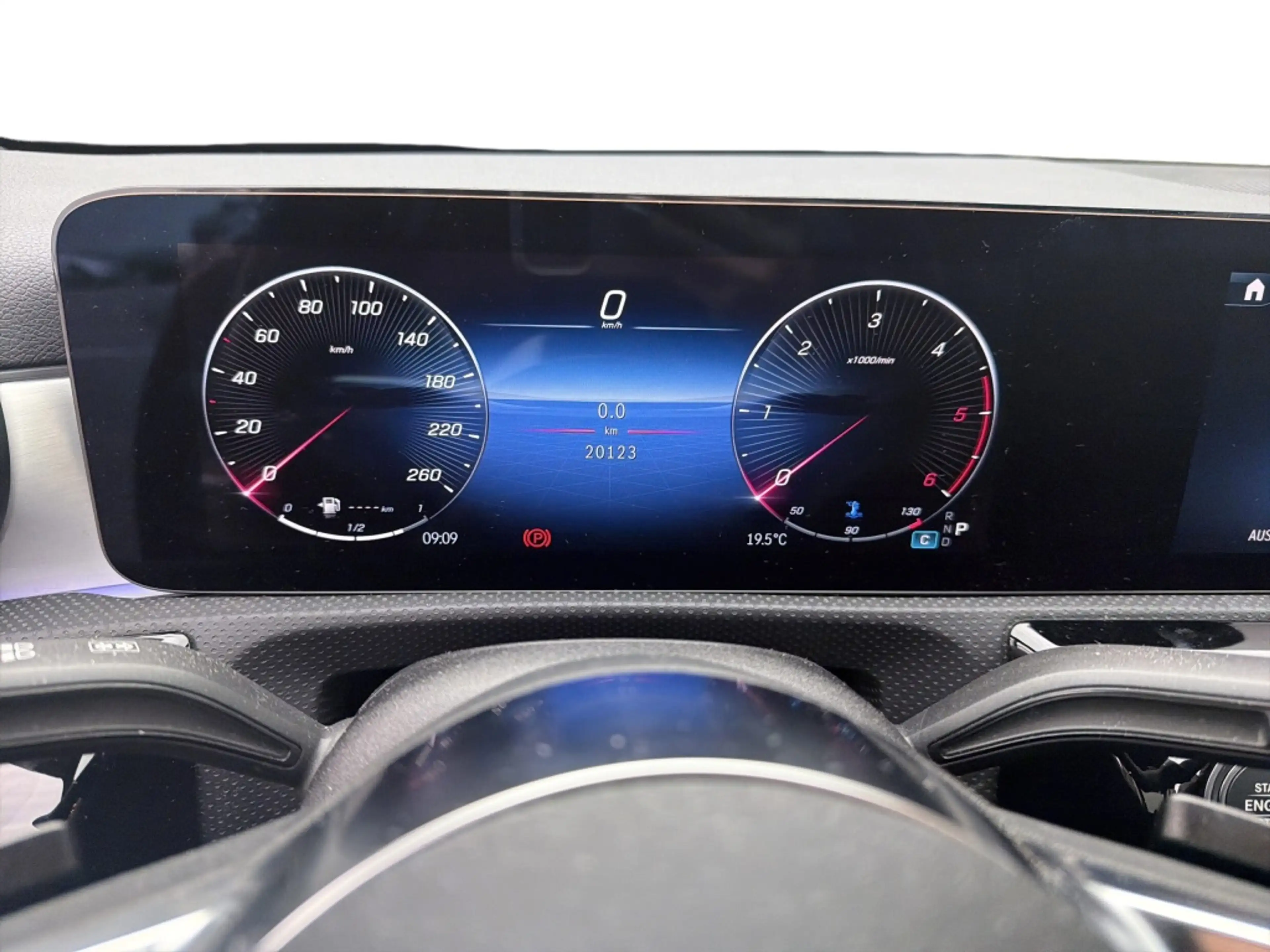 Mercedes-Benz A 200 d Progressive Night Panorama-SD Multibeam — photo 9
