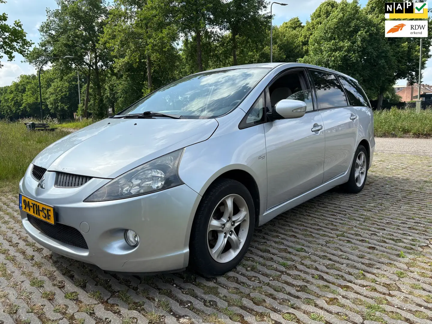 Mitsubishi Grandis 2.4-16V Intense 6p. / airco / cruise control Szürke - 1