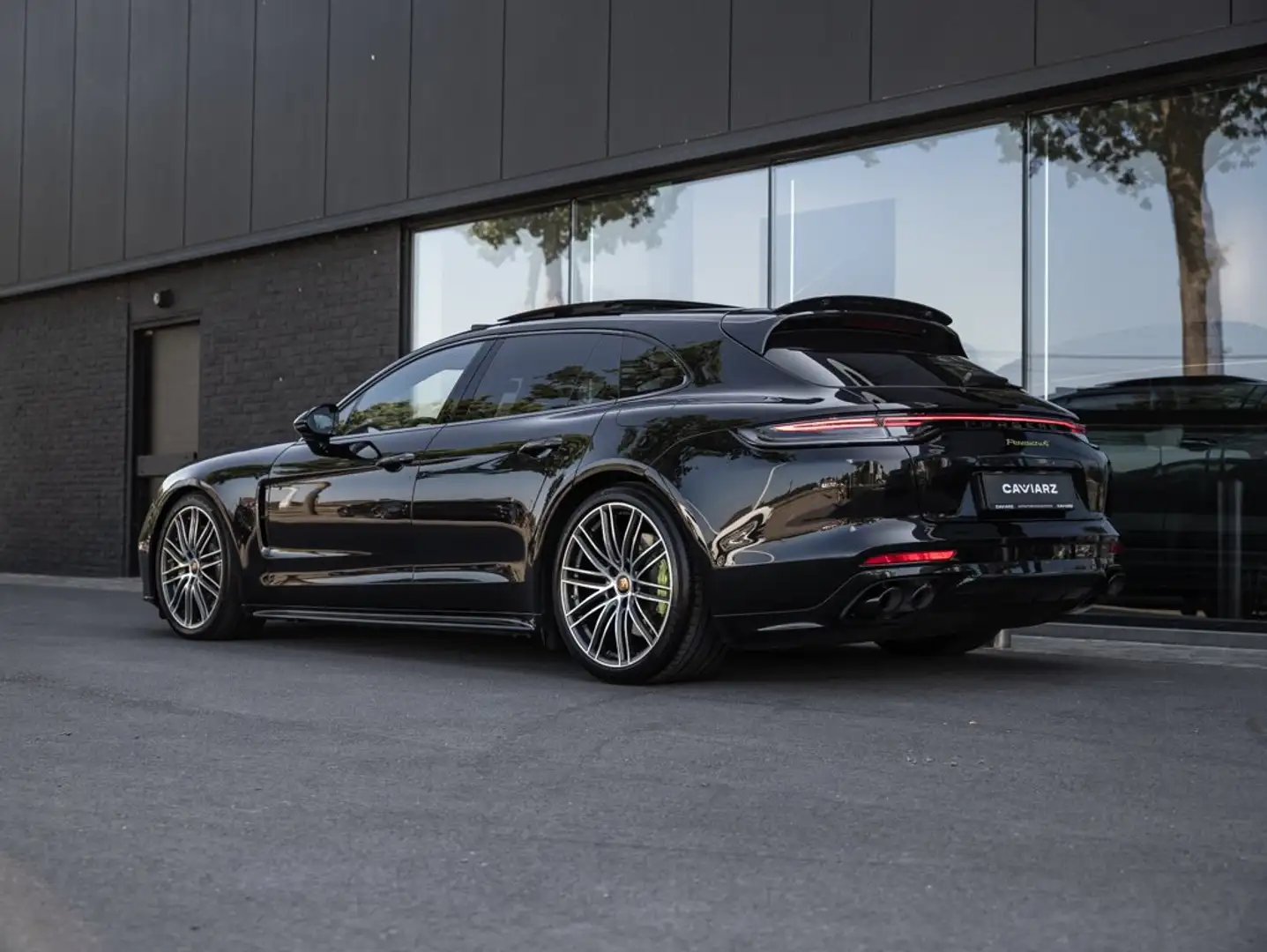 Porsche Panamera 4 E-HYB ST/SPORTDESIGN/UITLAAT/MASSAGE/MATRIX/FULL Noir - 2