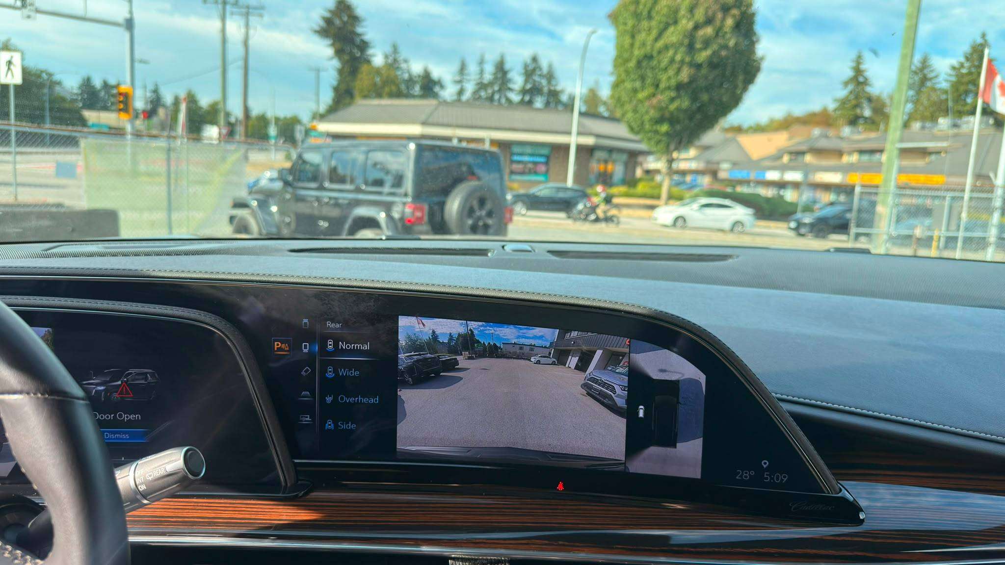 2024 Cadillac Escalade — view 14