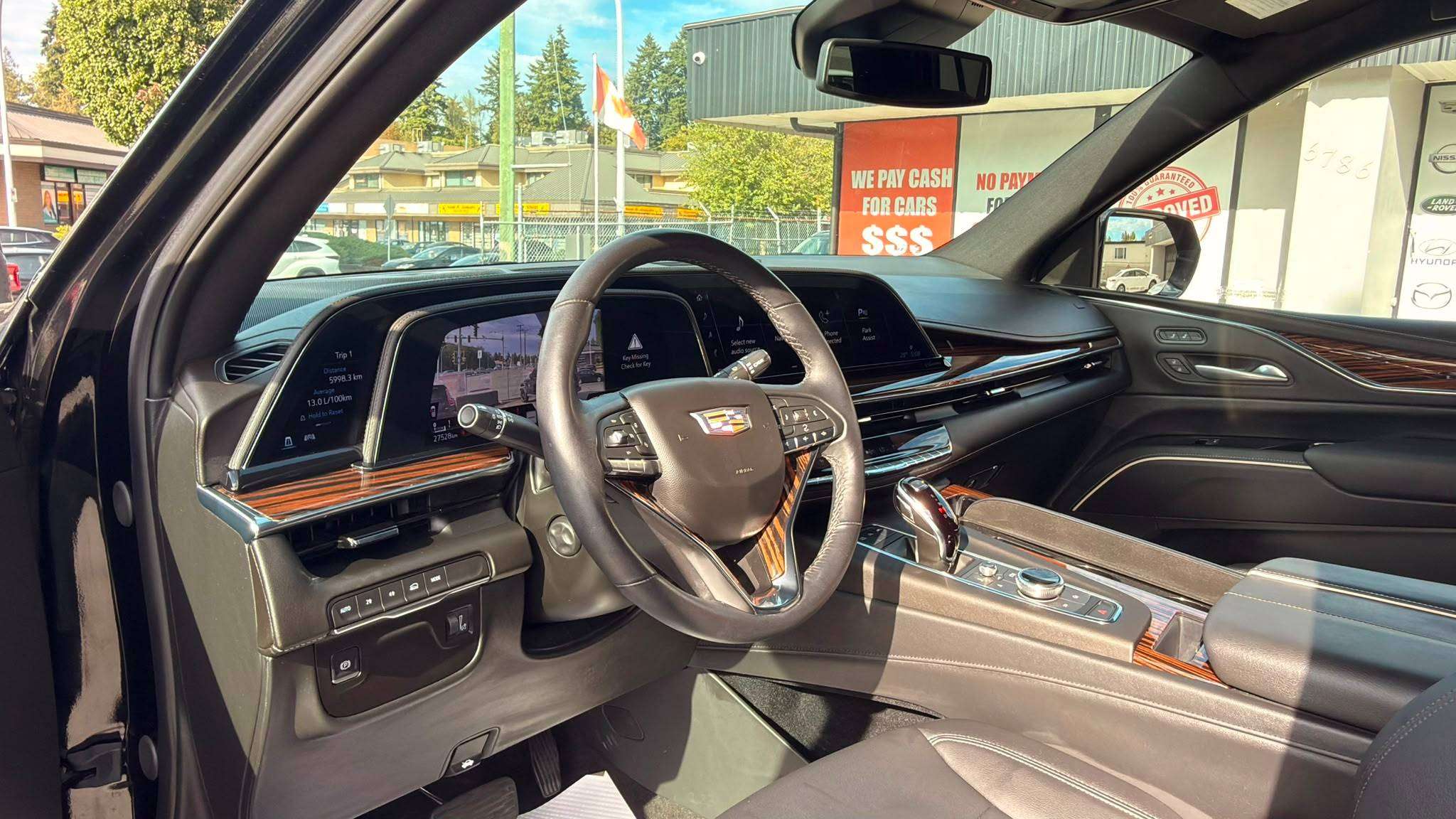 2024 Cadillac Escalade — view 9