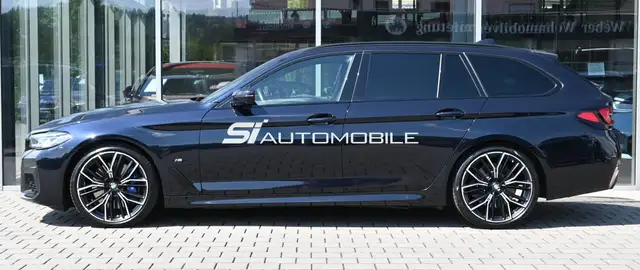 BMW 5 Series view 2