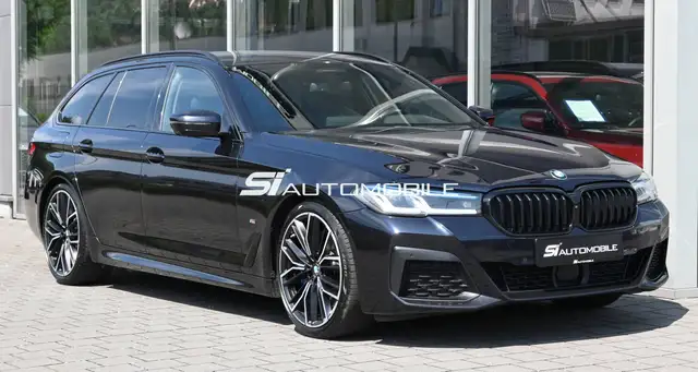 BMW 5 Series view 7