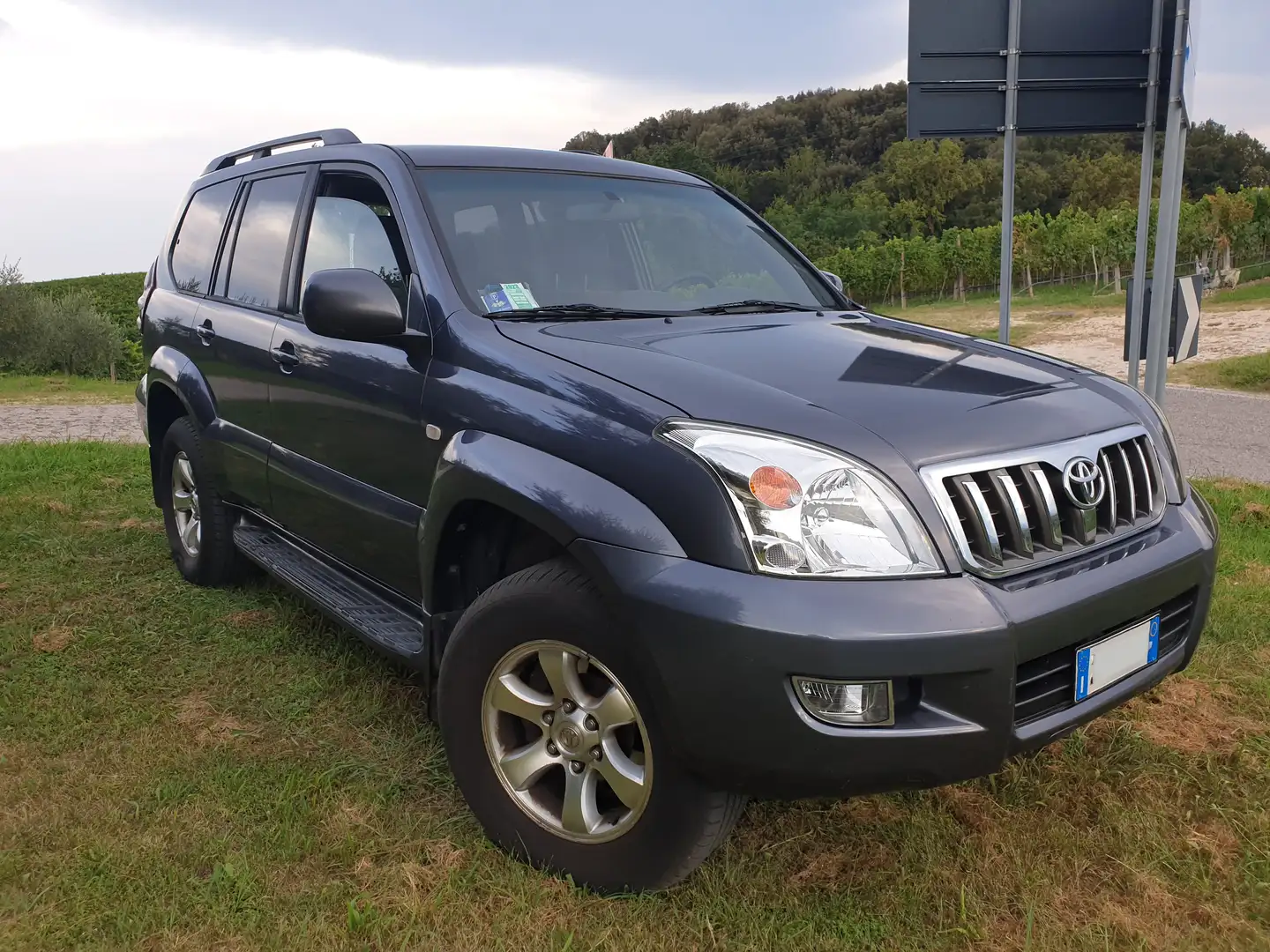 Toyota Land Cruiser Land Cruiser kdj120 5p 3.0 d4-d auto Grigio - 2