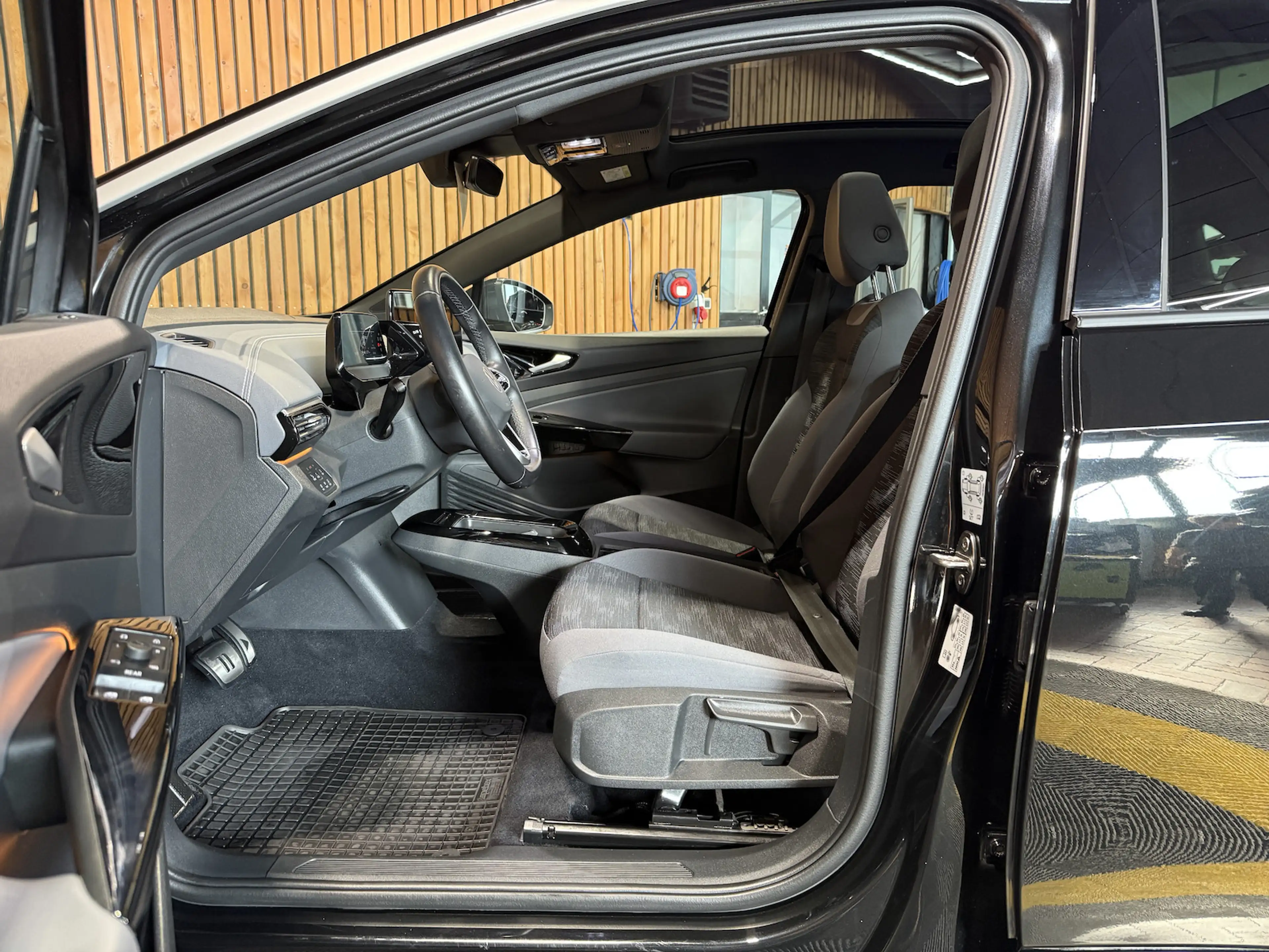 Volkswagen ID.5 Pro P. *Navi*ACC*HUD*360°*el.Heckk.*Matrix — photo 12
