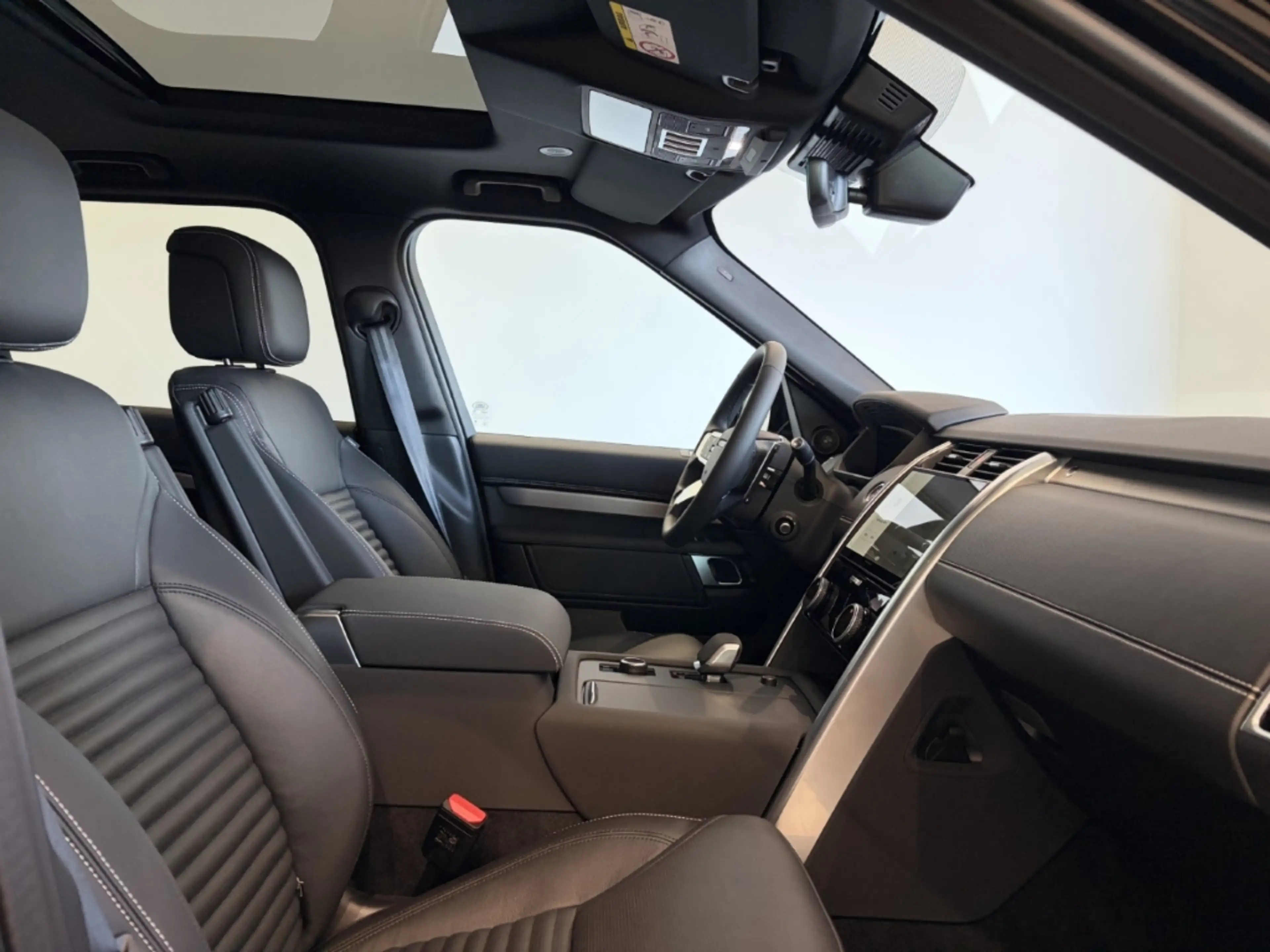 Land Rover Discovery D350 Gemini AWD 3. Sitzreihe & Pano — photo 3