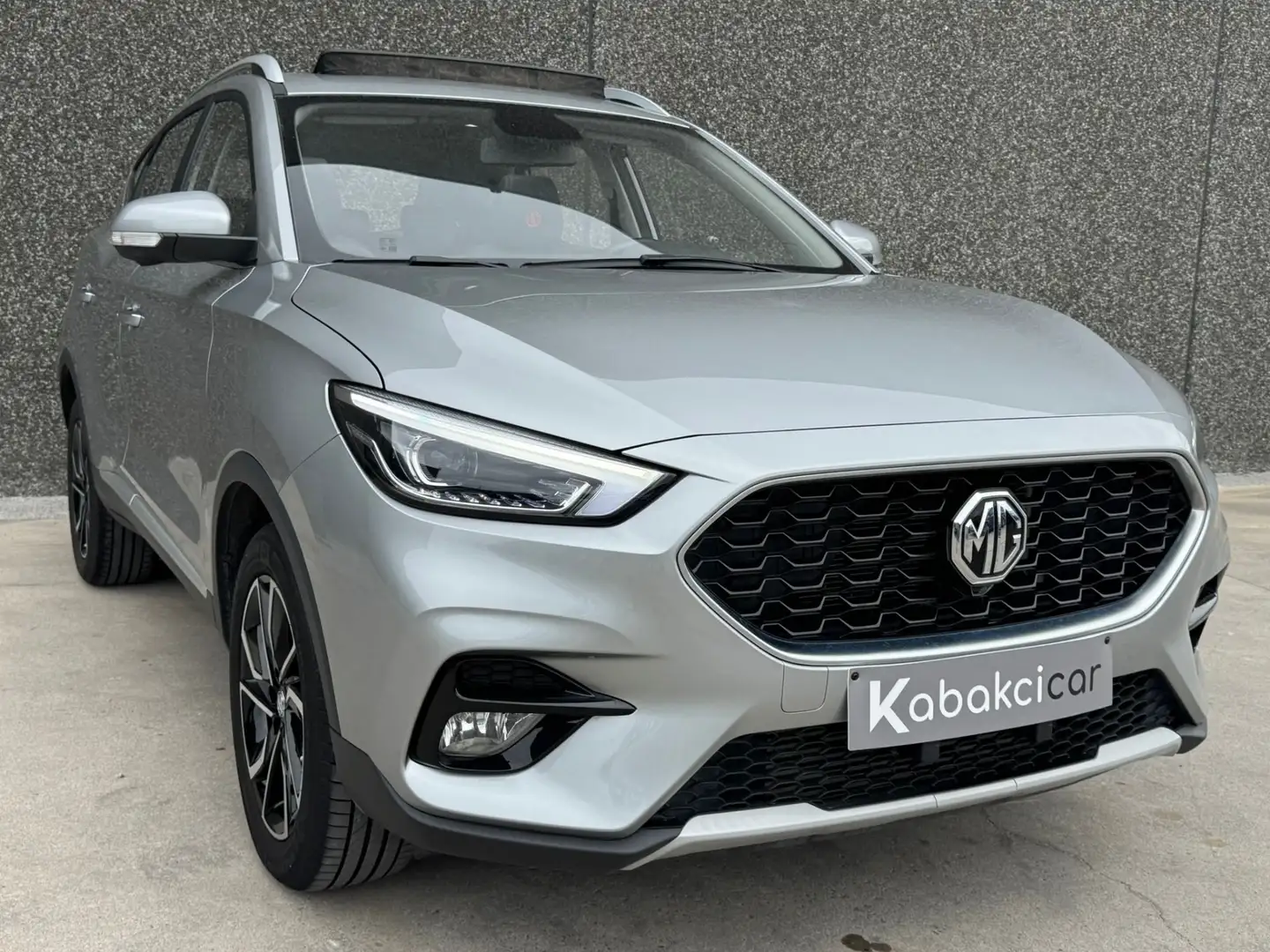 MG ZS 1.0 T-GDi Luxury/ 23.000 KM /CARPLAY/GARANTIE 12M Gris - 1