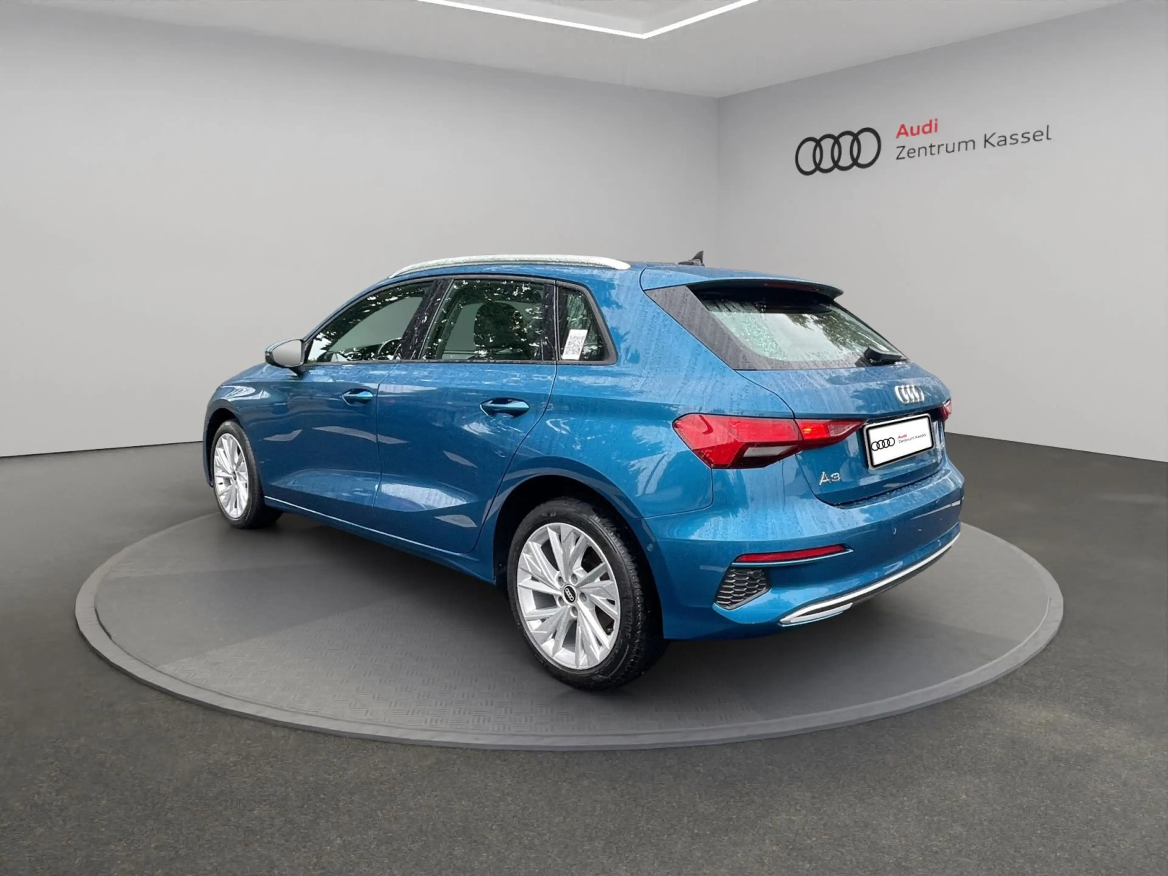 Audi A3 30 TDI LED Navi Kamera Carplay — photo 4
