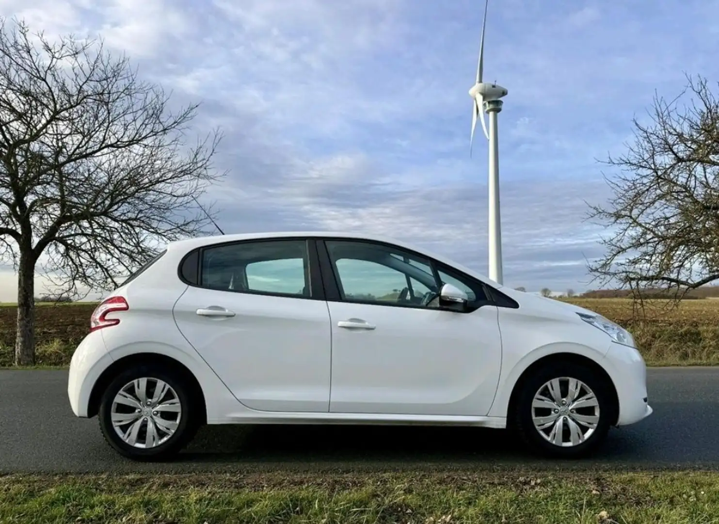 Peugeot 208 1.0 68 ch - 2