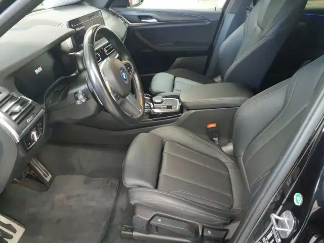 BMW X3 view 7