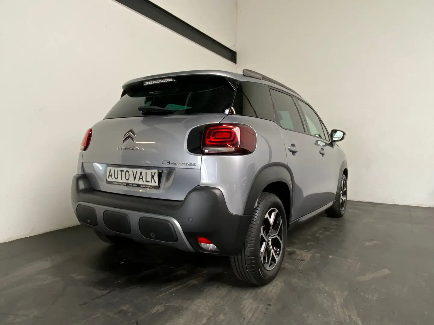 Citroen C3 Aircross 1.2 pure tech plus Grijs - 2