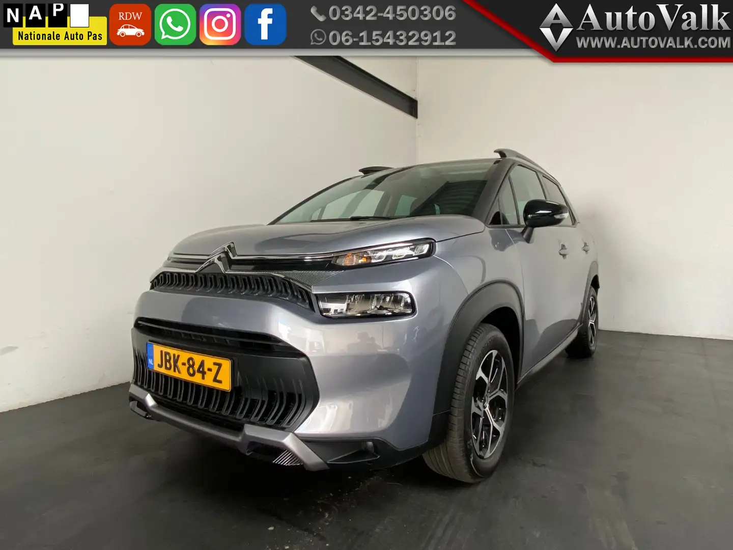 Citroen C3 Aircross 1.2 PureTech Plus Fabrieksgarantie! Grijs - 1