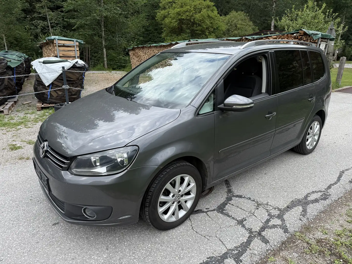 Volkswagen Touran Comfortline 1,6 BMT TDI DPF - 1