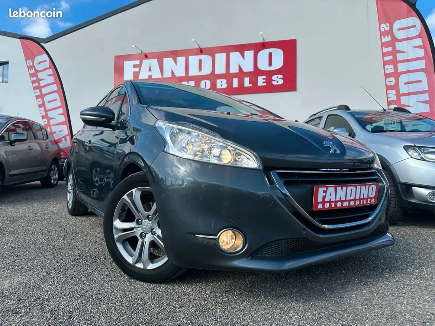 Peugeot 208 1.6 Hdi 92Ch Allure 5P Gris - 1