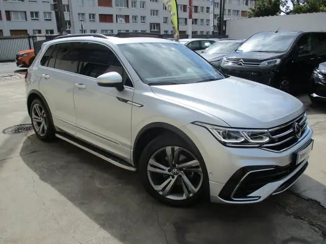 Volkswagen Tiguan view 5