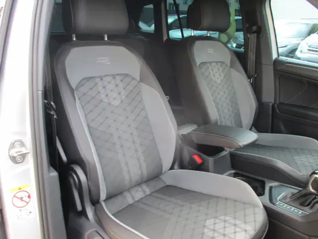 Volkswagen Tiguan view 13