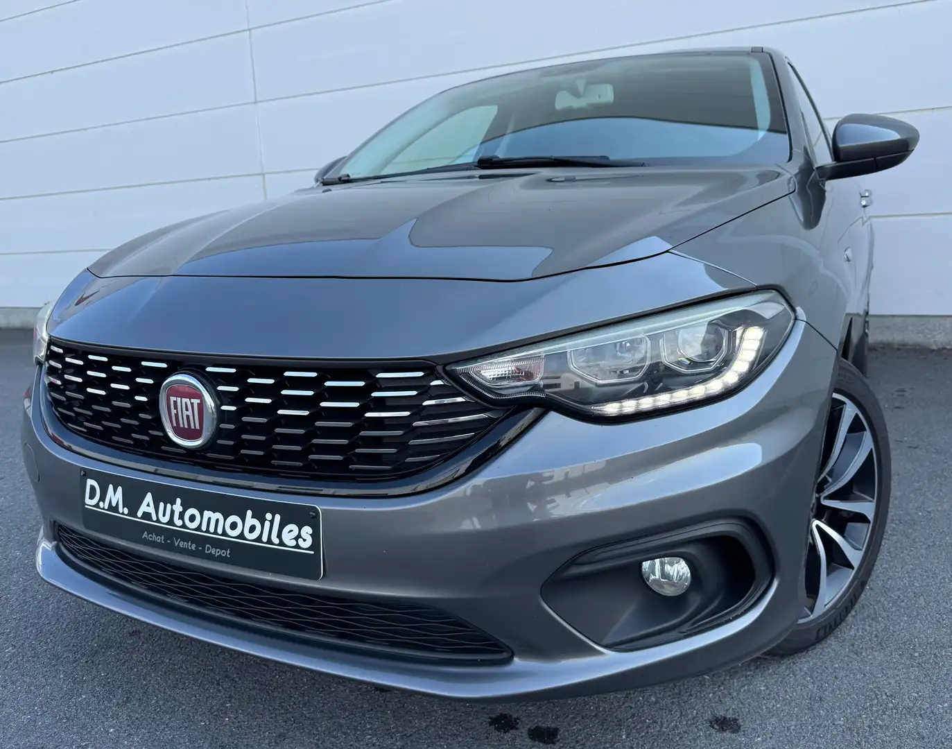 Fiat Tipo Tipo 1.6 MultiJet Business Line - 1an de Garantie* Grijs - 1