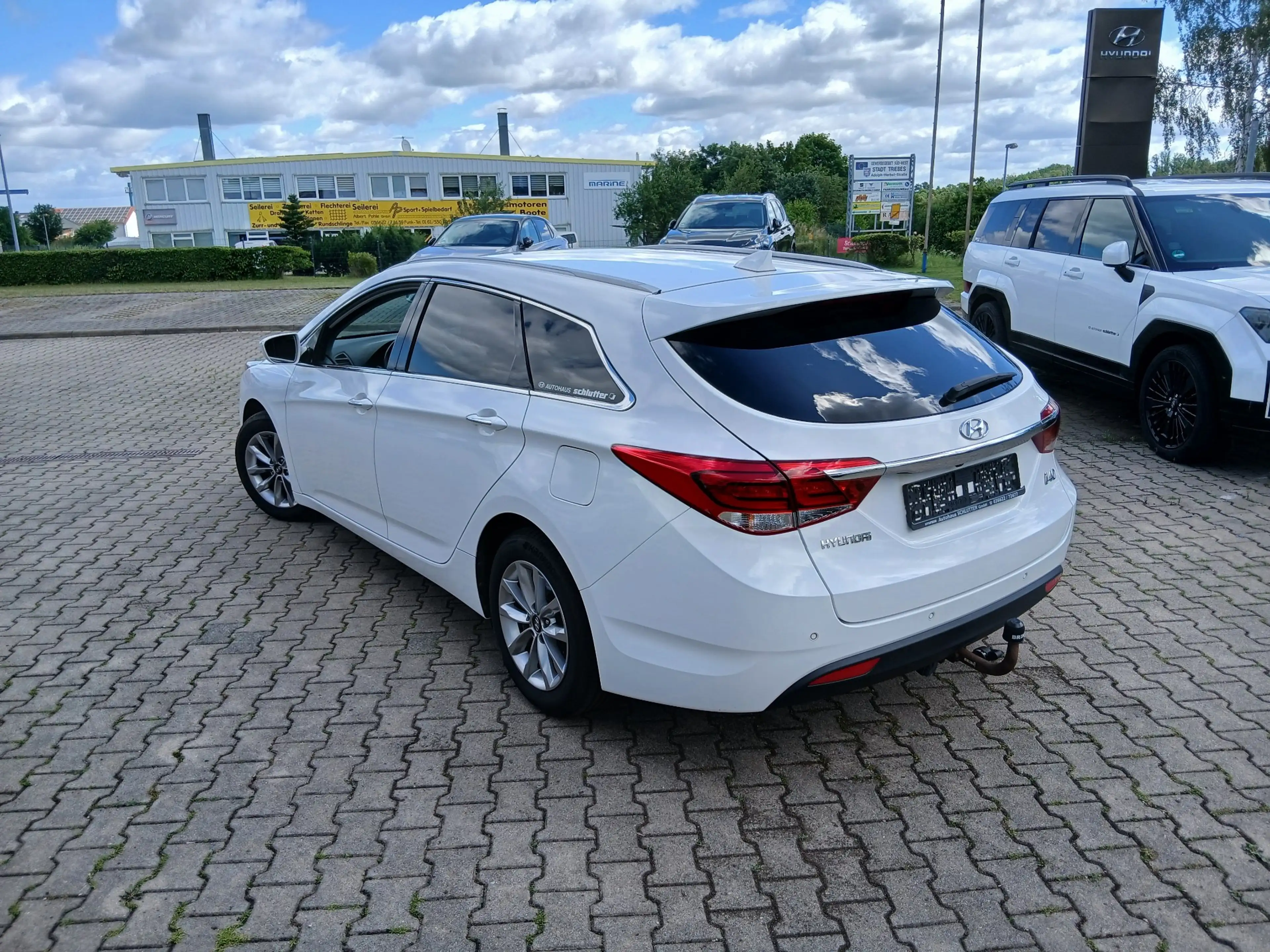 Hyundai i40 i40cw Kombi blue 1.6 Trend Navi / Kamera / AHK / Winterräder — photo 7