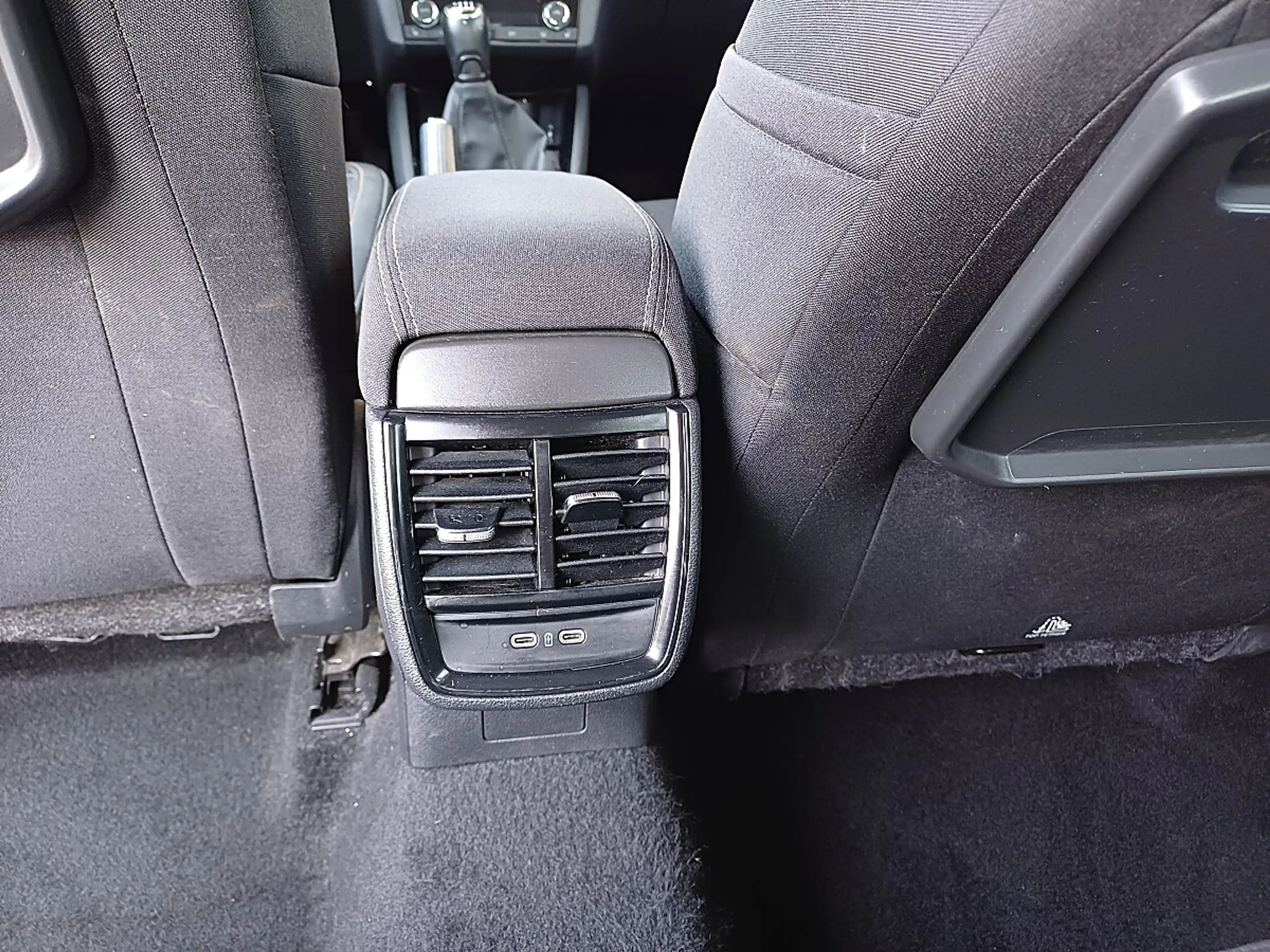 Skoda Kamiq Ambition 1.0 — photo 13