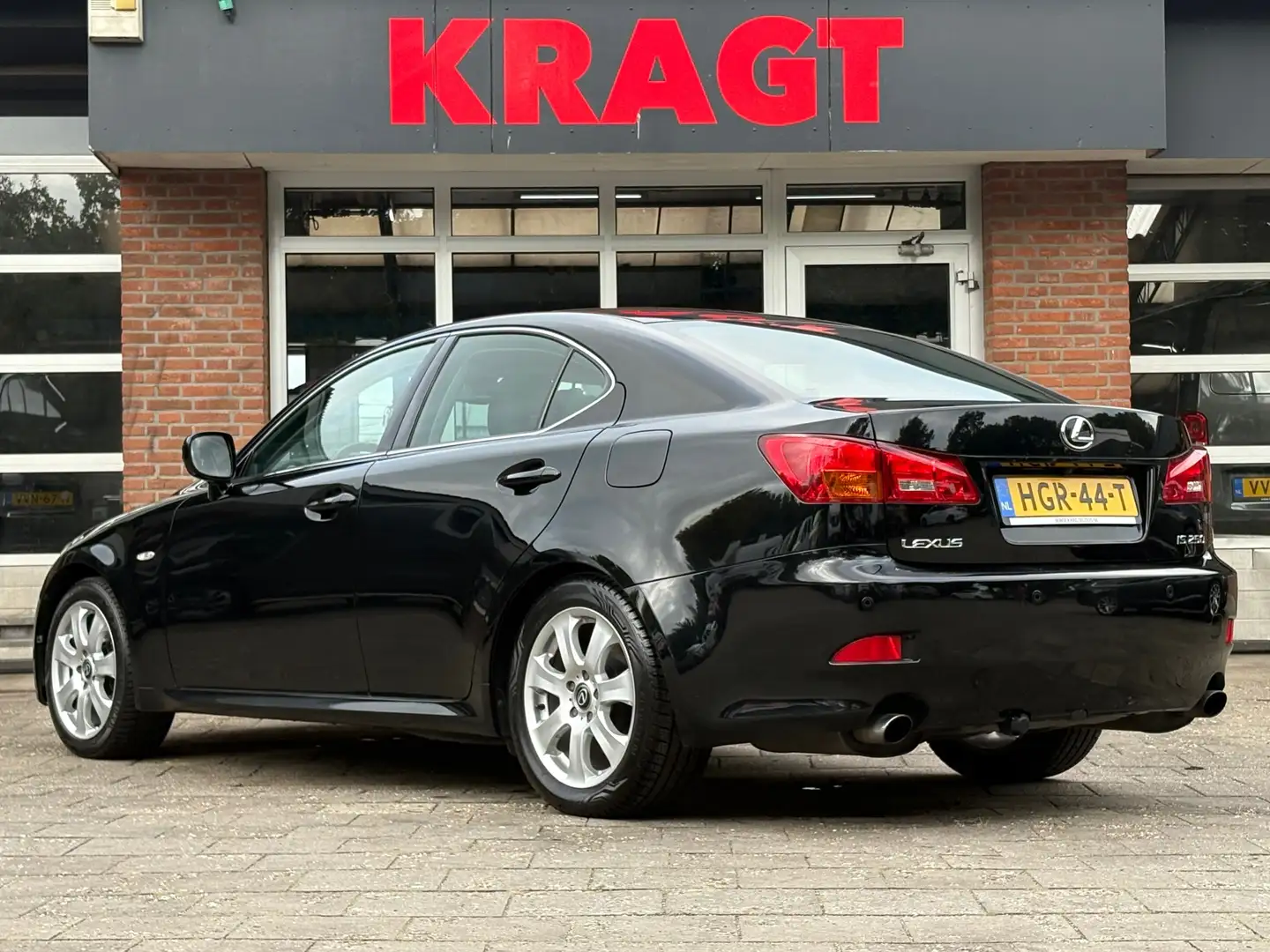 Lexus IS 250 Executive YOUNGTIMER - schuifdak - memory - navi - Zwart - 2
