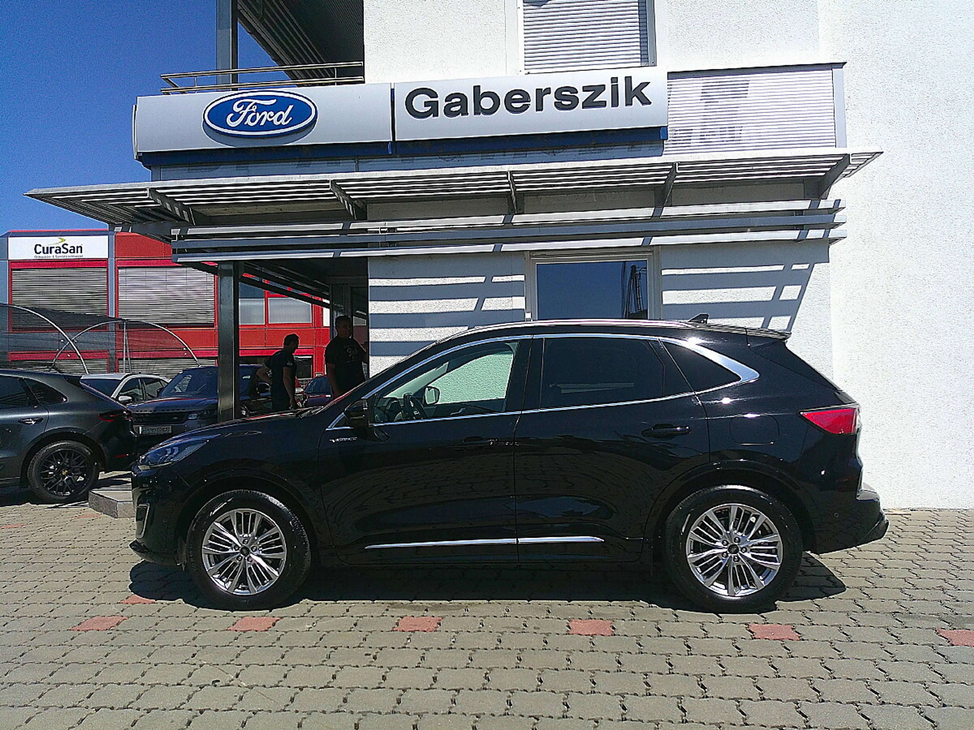 Ford Kuga 2,0 EcoBlue AWD Vignale Aut. — photo 2