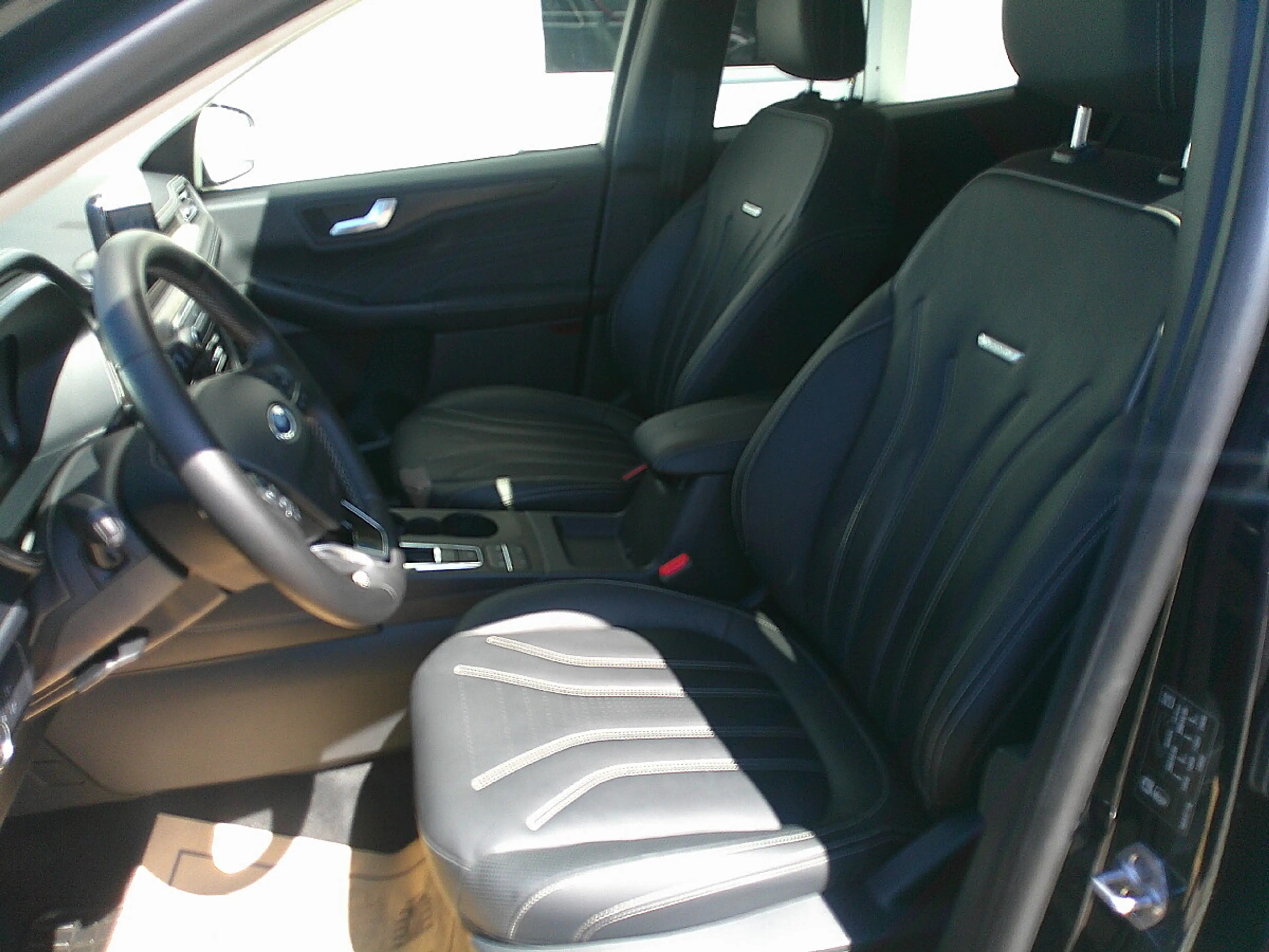 Ford Kuga 2,0 EcoBlue AWD Vignale Aut. — photo 15