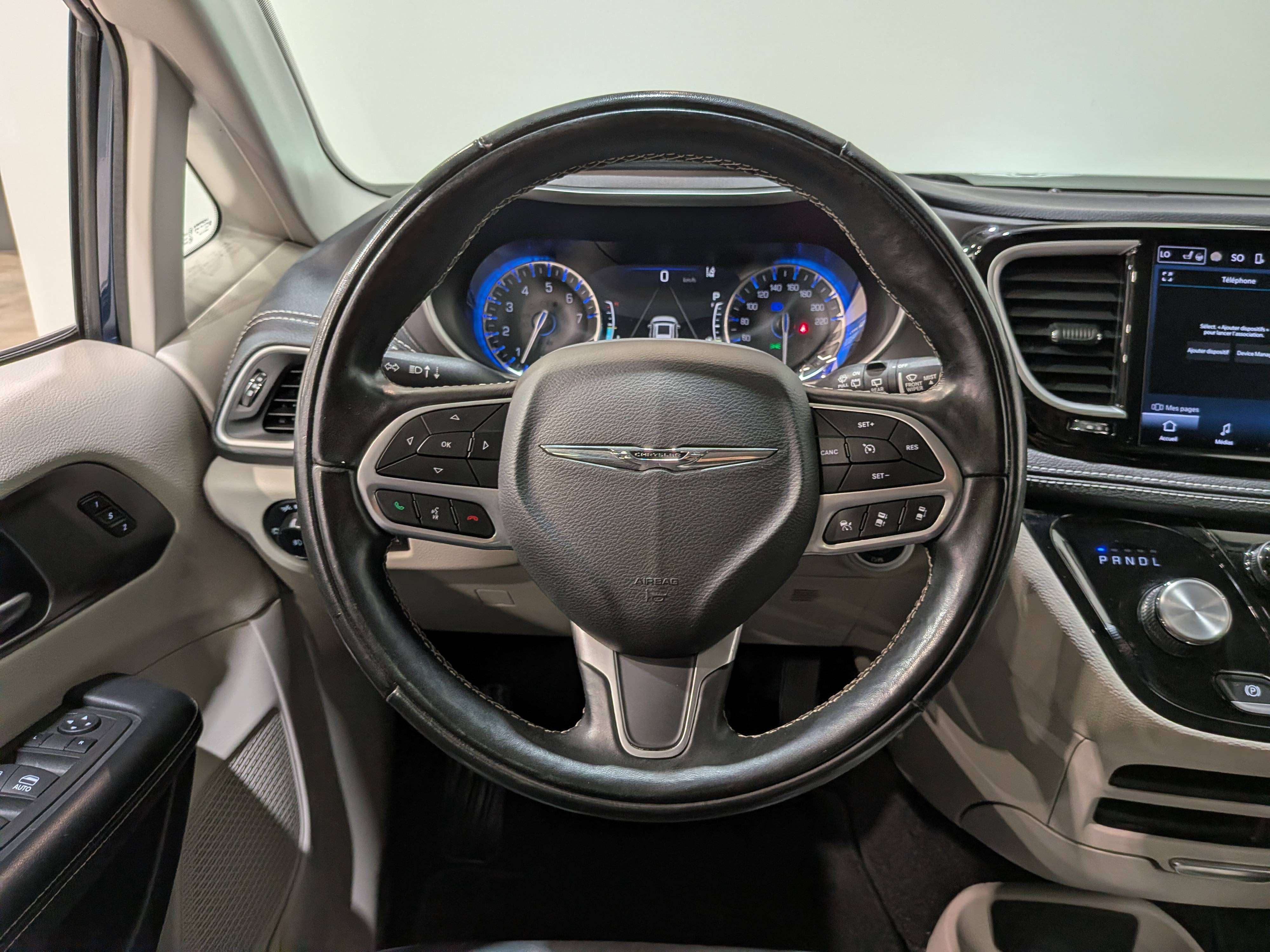 Chrysler Pacifica 2022