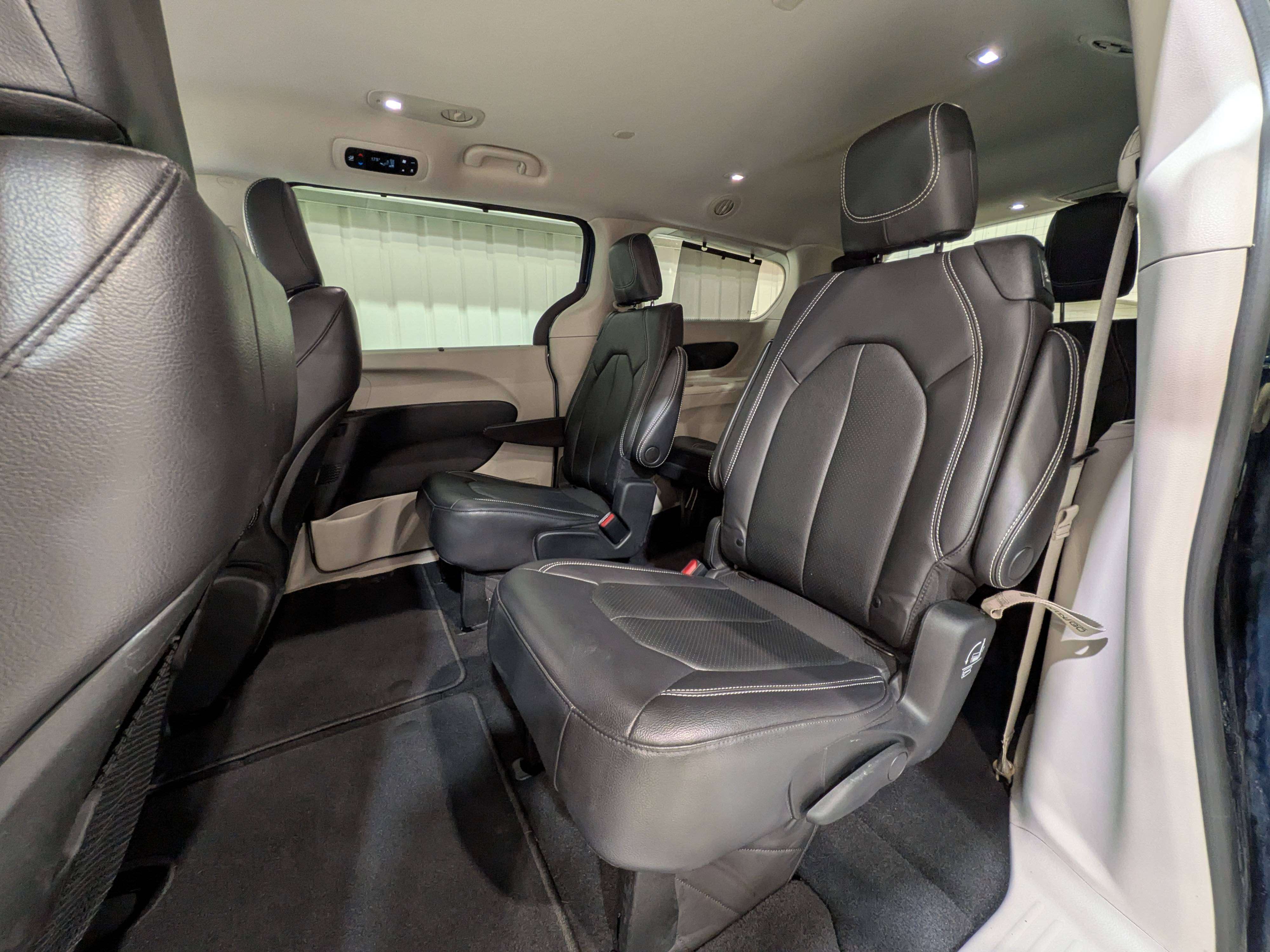 Chrysler Pacifica 2022