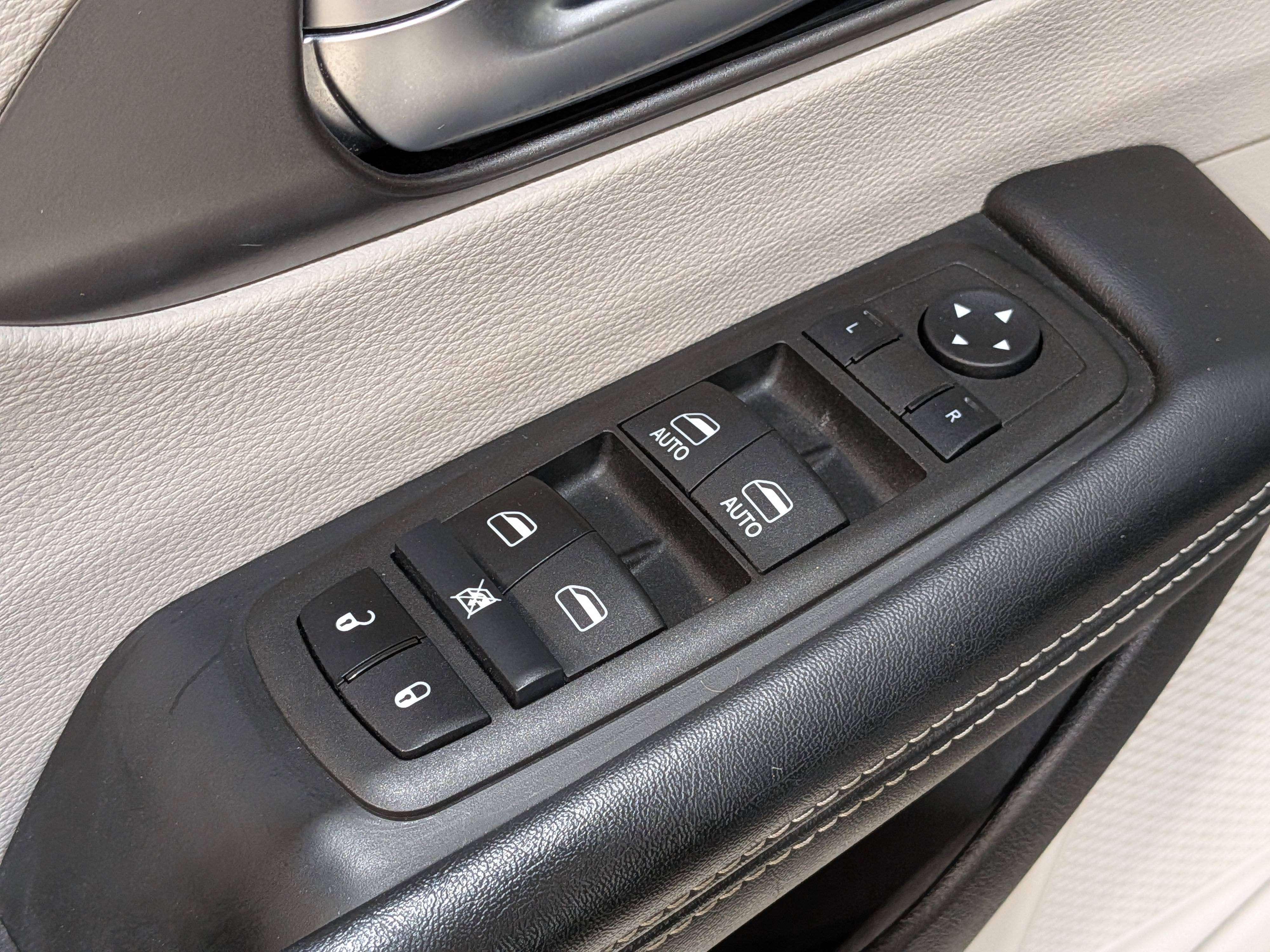 Chrysler Pacifica 2022