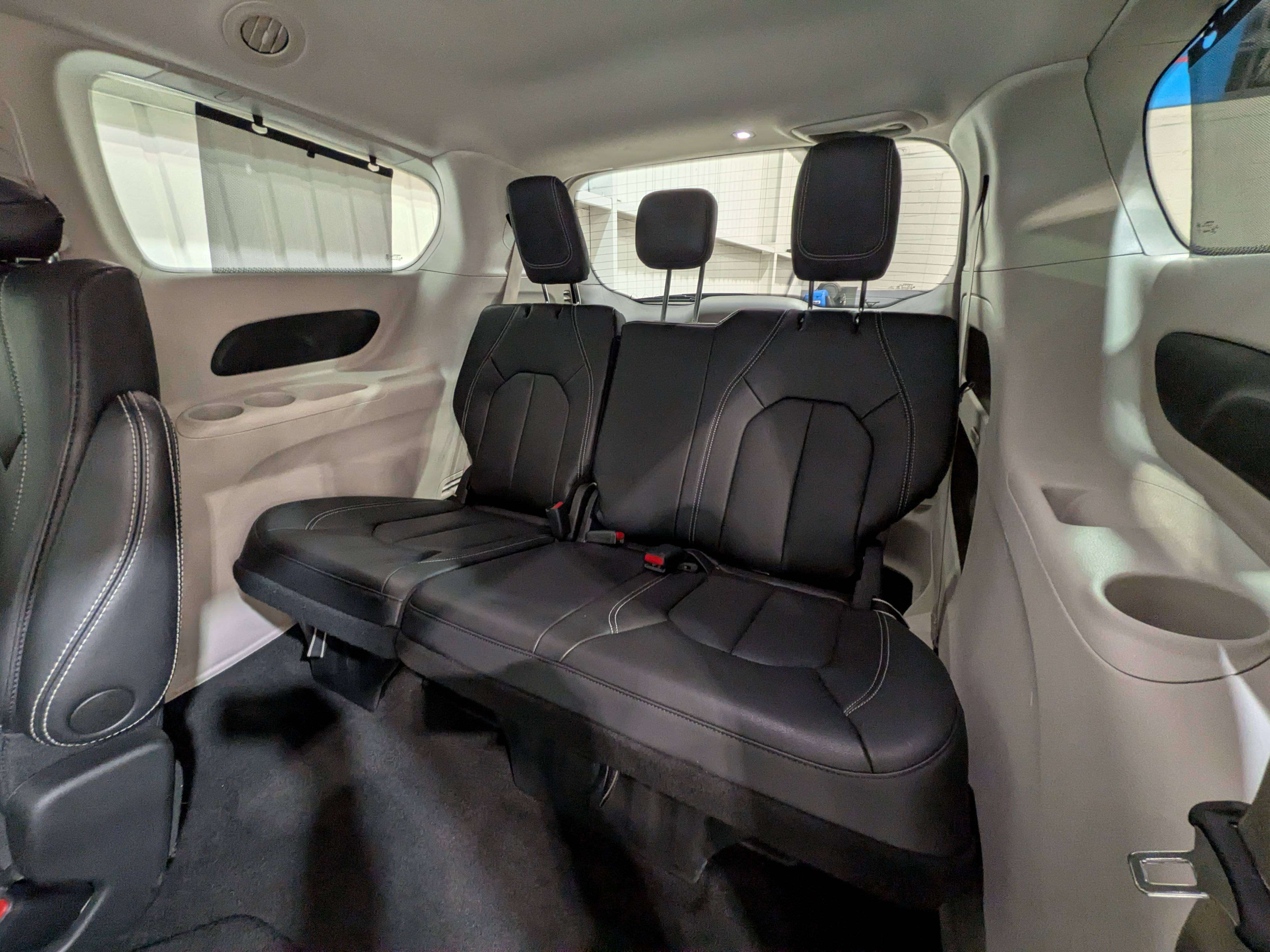 Chrysler Pacifica 2022