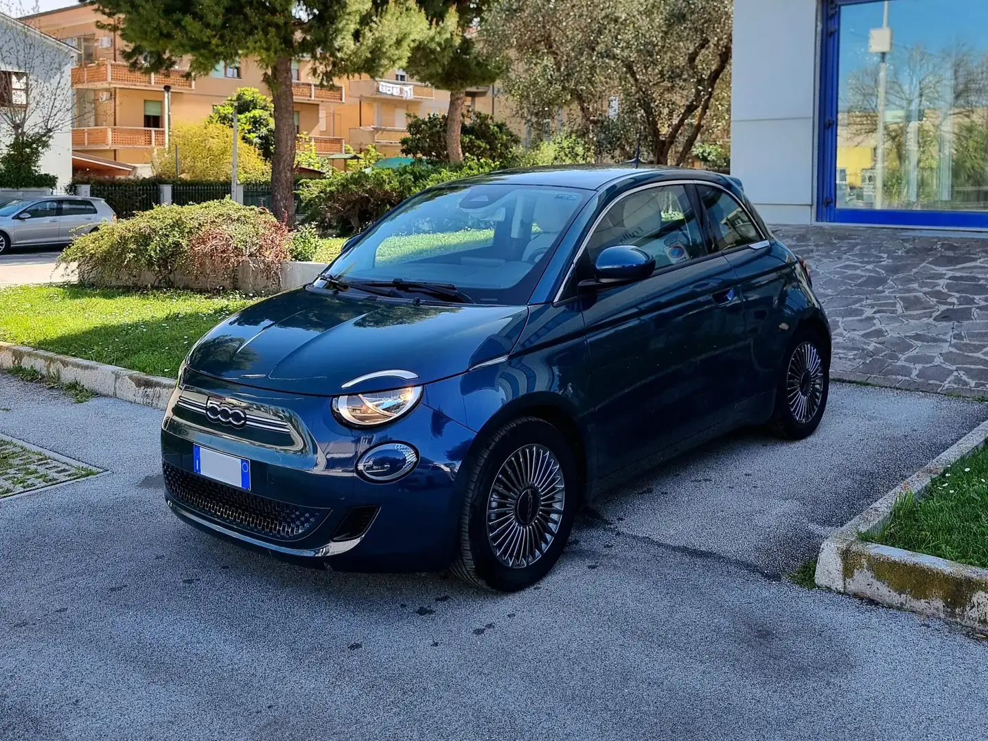 Fiat 500e 3+1 42 kWh Icon Bleu - 1