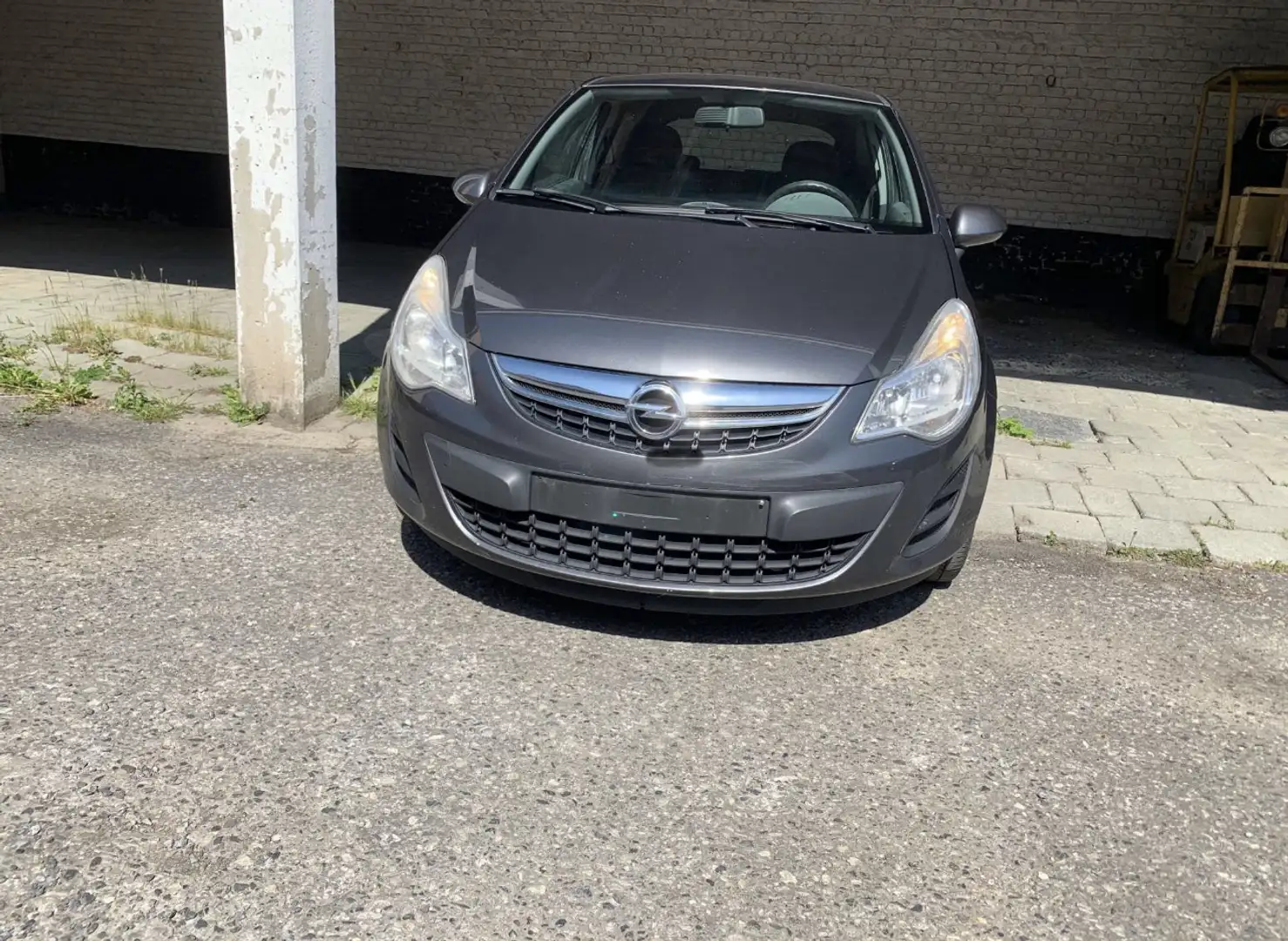 Opel Corsa Corsa 1.2i Cosmo Easytronic 12 MOIS DE GARANTIE Gris - 1