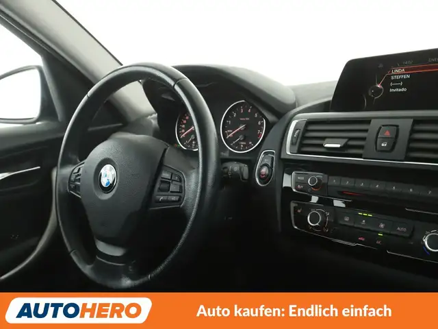 BMW 1 Series view 13