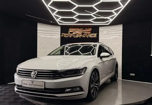 Volkswagen Passat Variant BMT/Start-Stopp 20zoll R-Line Felgen / T.Federn