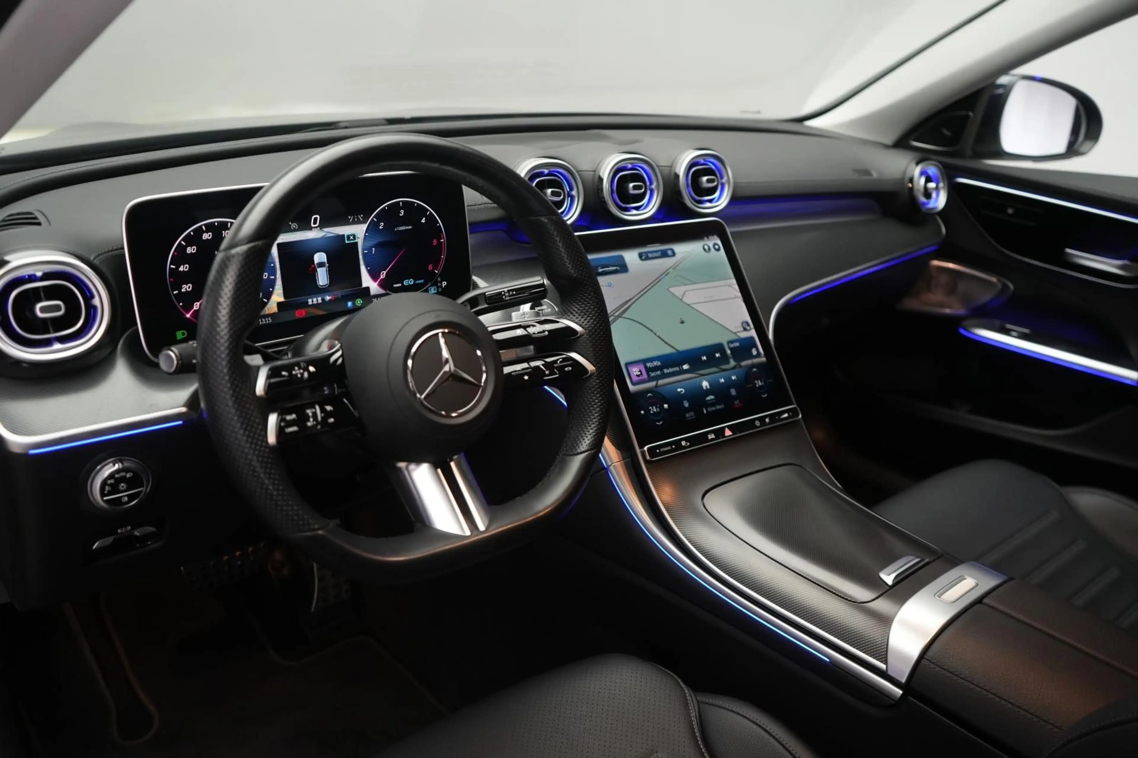Mercedes-Benz C 220 d T 9G-Tronic AMG Leder/Burmester/Kamera/L — photo 15