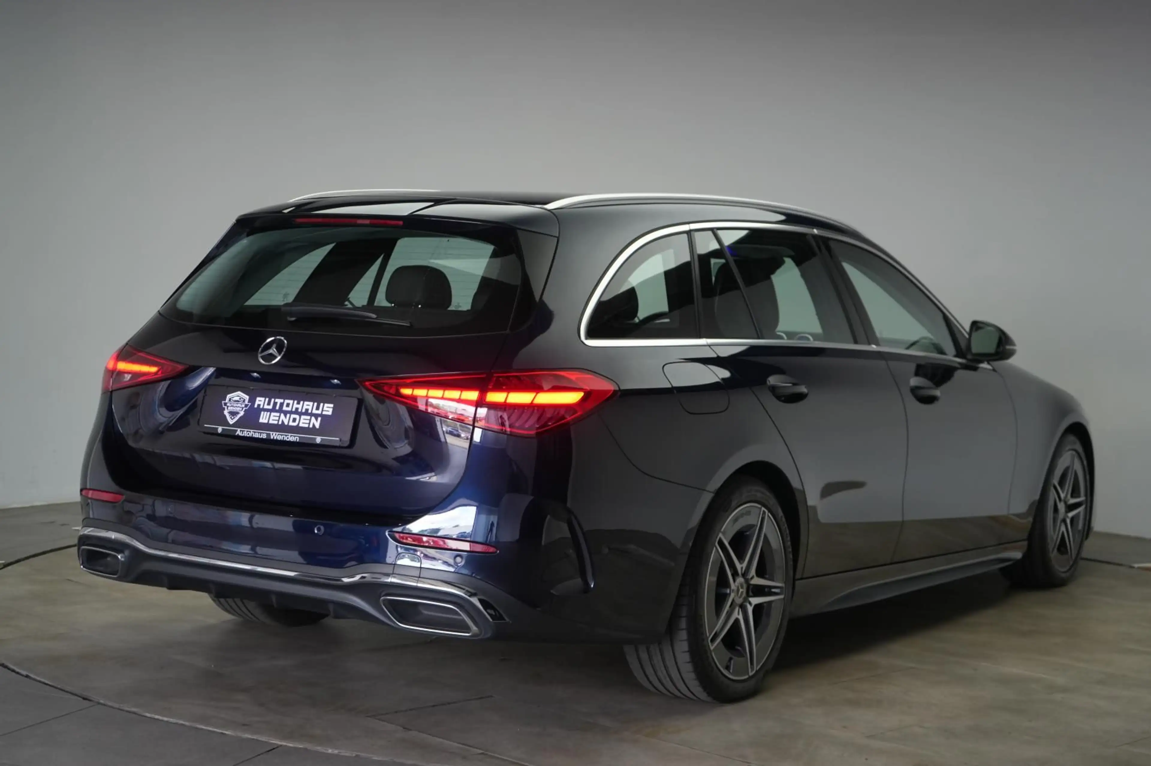 Mercedes-Benz C 220 d T 9G-Tronic AMG Leder/Burmester/Kamera/L — photo 6
