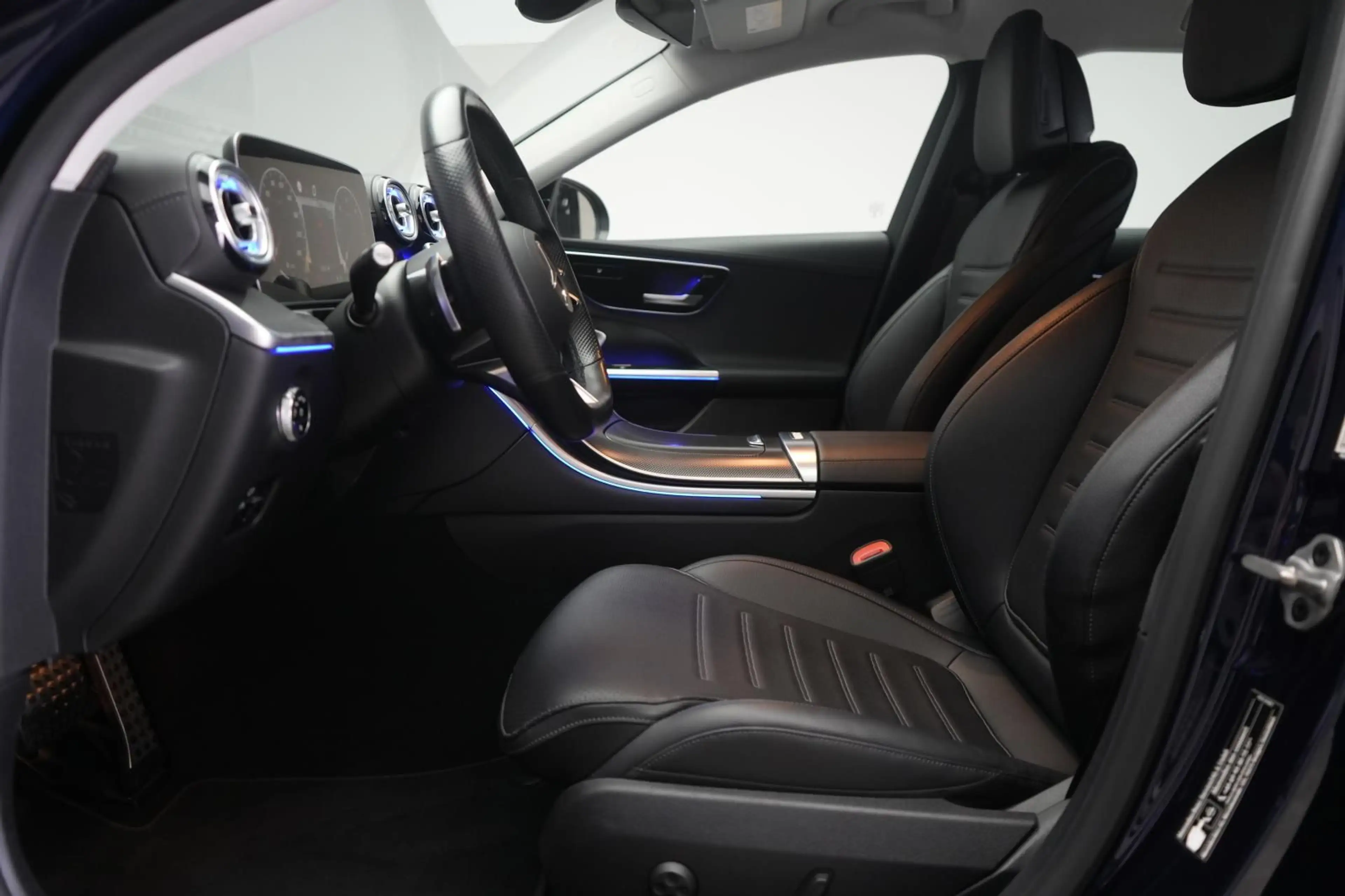 Mercedes-Benz C 220 d T 9G-Tronic AMG Leder/Burmester/Kamera/L — photo 13