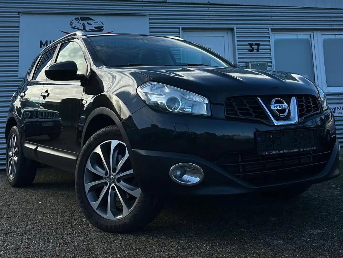 Nissan Qashqai 1.6 dCi DPF Tekna Noir - 1
