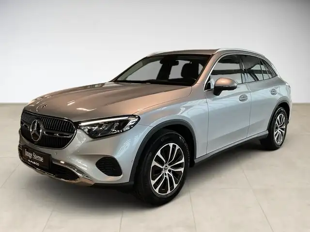 Mercedes-Benz GLC 200 Avantgarde 4MATIC ACC AHK AUT Kam. LED