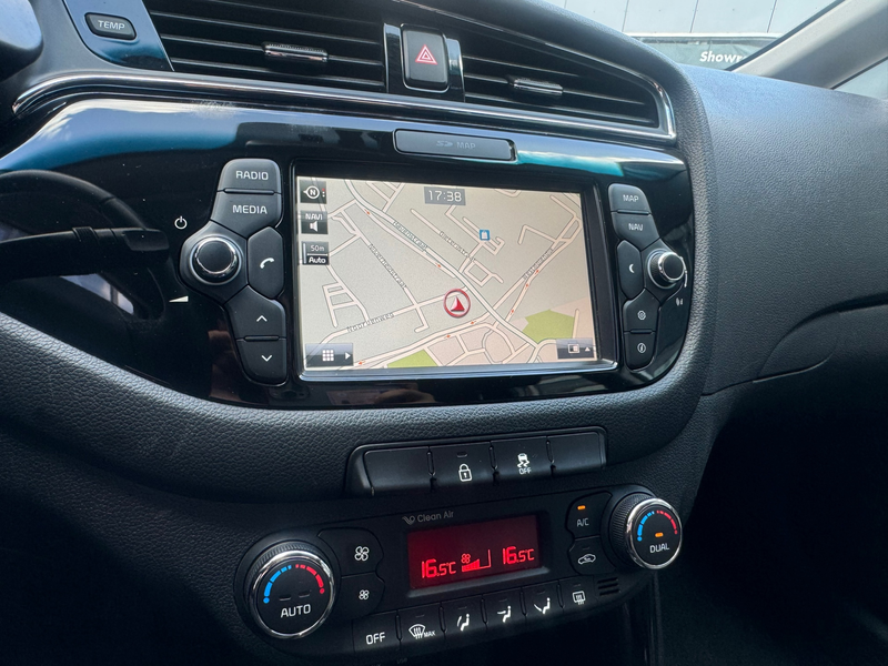 Kia Ceed / cee'd 1.0 T-GDi DynamicLine | Clima | Cruise | Navi | Ca — photo 15