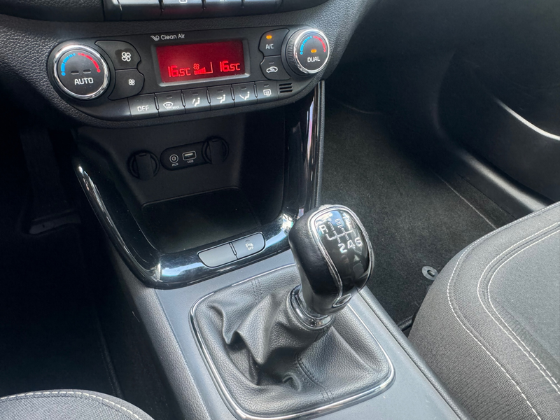 Kia Ceed / cee'd 1.0 T-GDi DynamicLine | Clima | Cruise | Navi | Ca — photo 17