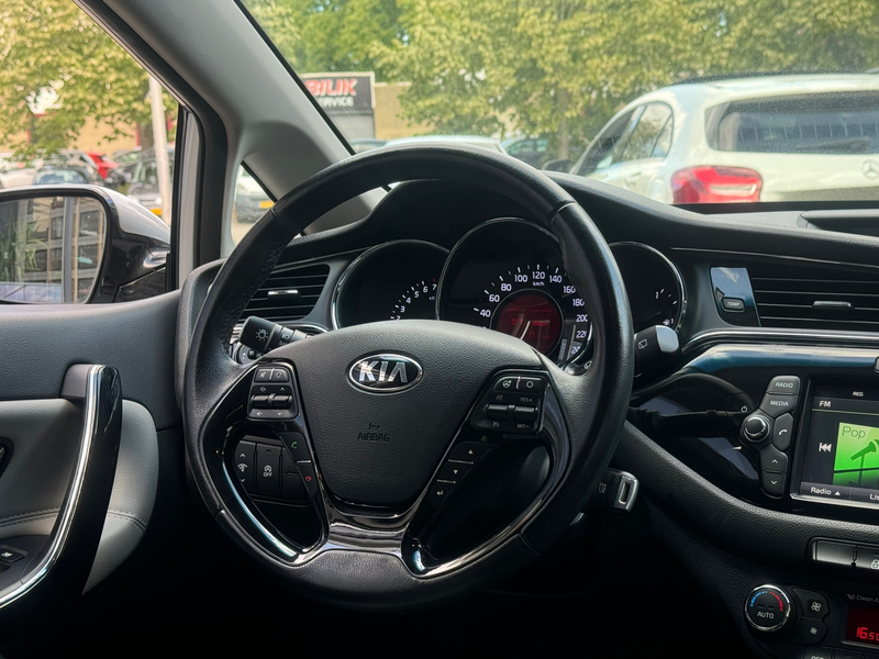Kia Ceed / cee'd 1.0 T-GDi DynamicLine | Clima | Cruise | Navi | Ca — photo 13
