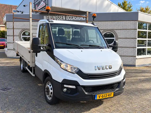 Iveco Daily view 3