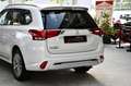 Mitsubishi Outlander PHEV Hybrid Plug In 4WD 3x Isofix Weiß - thumbnail 22