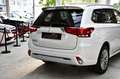 Mitsubishi Outlander PHEV Hybrid Plug In 4WD 3x Isofix Weiß - thumbnail 25