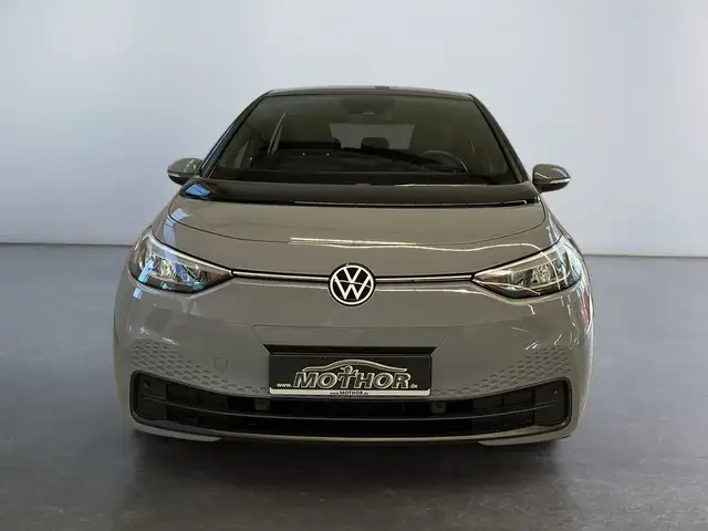 Volkswagen Id.3 view 6