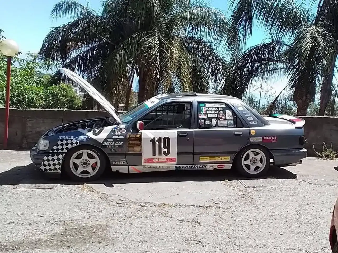Ford Sierra 2.0 Cosworth 2WD, foto 2