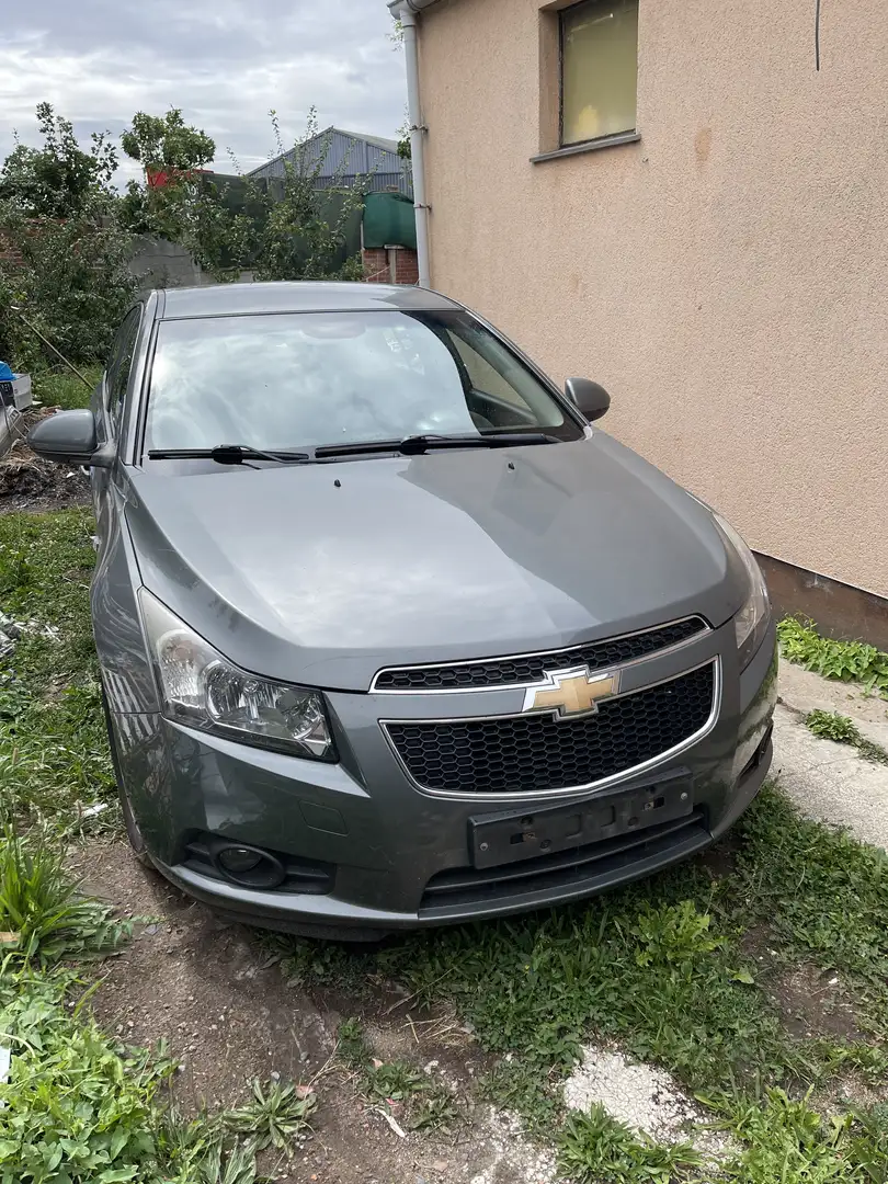 Chevrolet Cruze 1.6 LS - 1