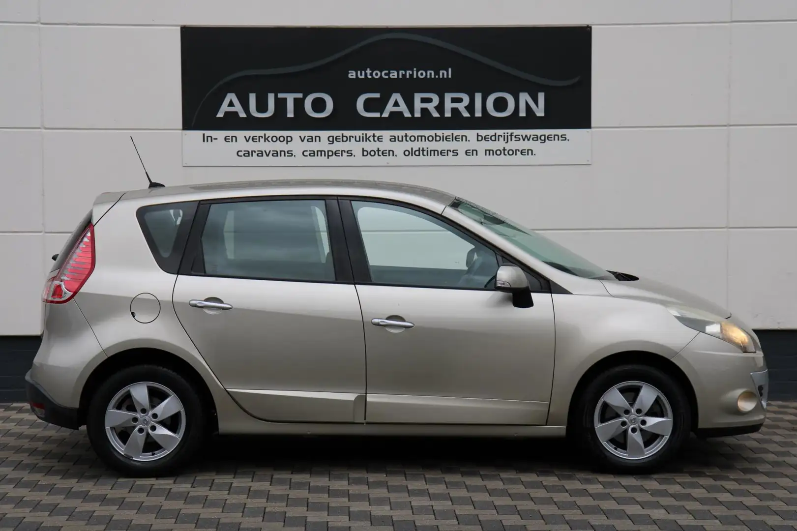 Renault Scenic 2.0 140PK Dynamique Airco Cruise Navi NAP APK Beige - 2
