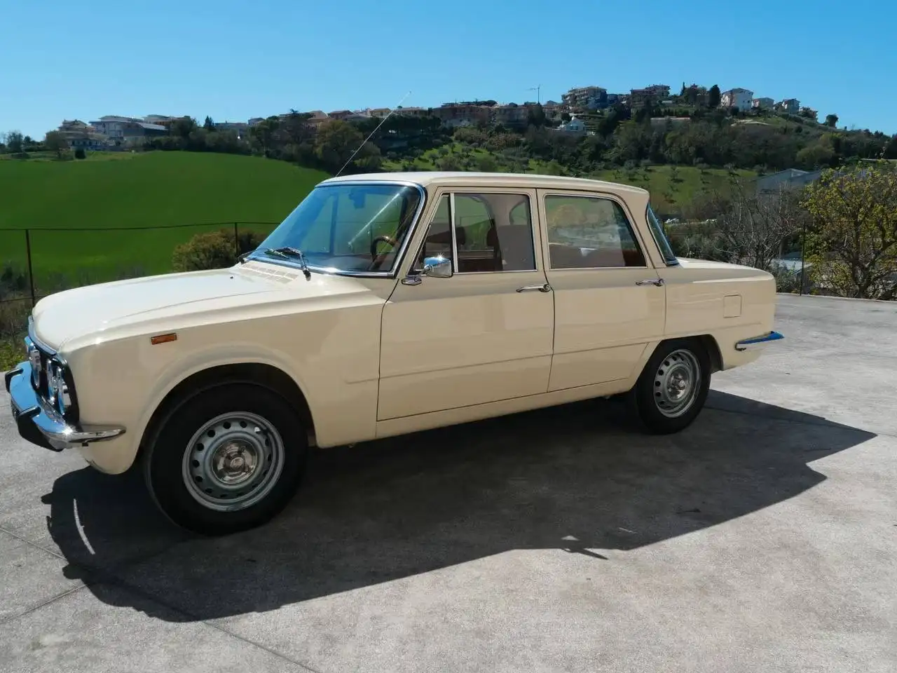 Alfa Romeo Giulia NUOVA SUPER 1.3 - TARGA ORO, foto 3
